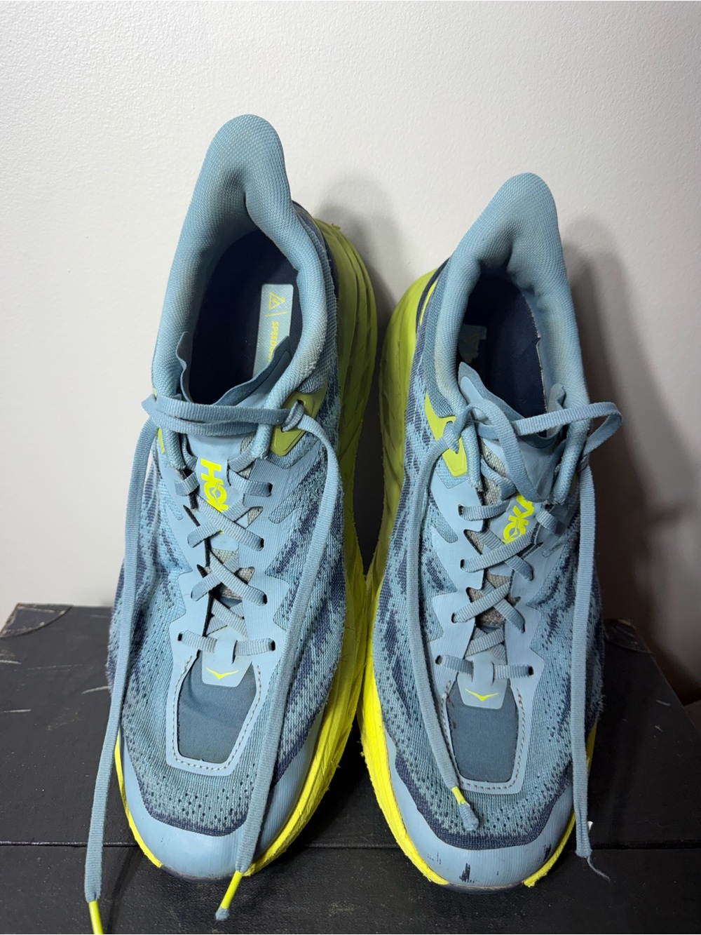 HOKA Speedgoat 5 Men’s Size 13 Trail Running Shoes Vibram Megagrip Blue - Picture 3 of 17